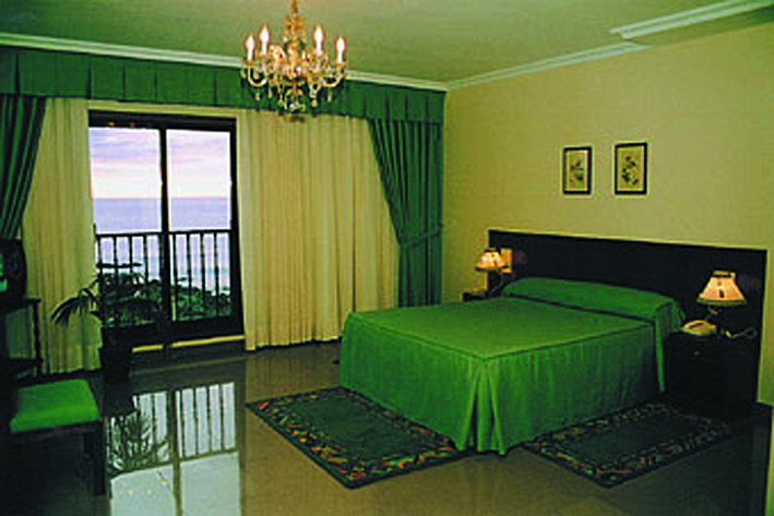 Hotel Restaurante Glasgow Villadesuso Eksteriør bilde